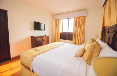 Chinandega Hotel | Hotel Los Portales