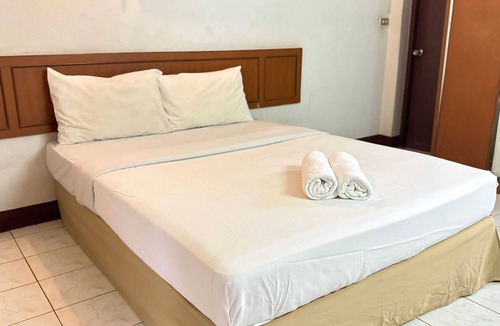 Old City Hotel | Hotel O Top North Guesthouse