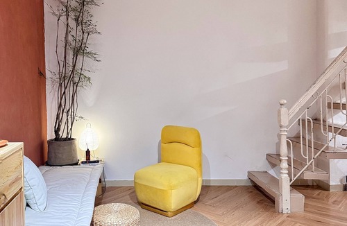 Hoan Kiem House | House 2F|Super Location|5 minutues to Hoan Kiem lake|Take to the airport
