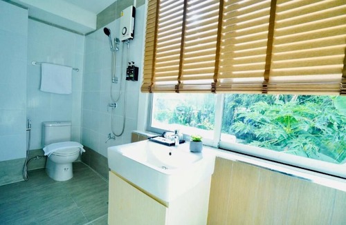 Nong Chaeng Hotel | House Hotel North Pattaya