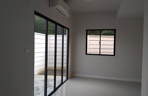 Ban Mai House | House near express way.