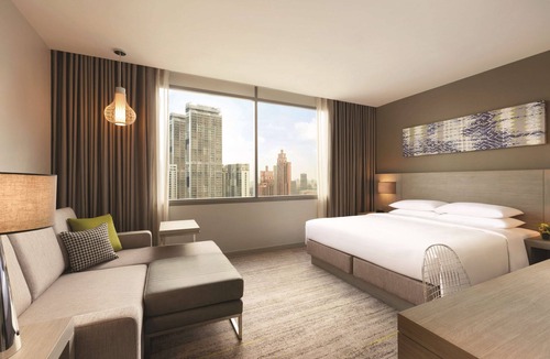 Bangkok Central Business District Hotel | Hyatt Place Bangkok Sukhumvit 24