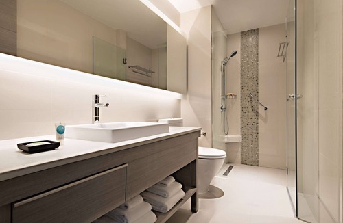 Bangkok Central Business District Hotel | Hyatt Place Bangkok Sukhumvit 24