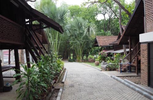 Su Thep Hostel | Insight Hostel