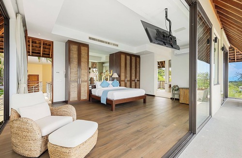 Bophut Villa | Jasmine Waterslide 5BR Villa with Private Pool