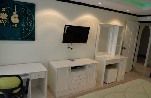 South Pattaya Condo | Jomtien Beach Fully Equipped Condominium 3rd floor apartment