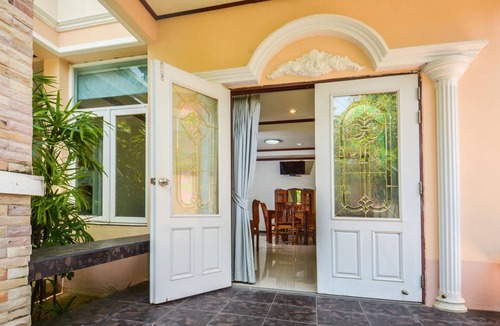 Phu Khao Thong Villa | Kamalar Palace Longstay house