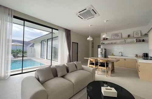 Na Kluea Villa | Karisma Private Villa Pattaya