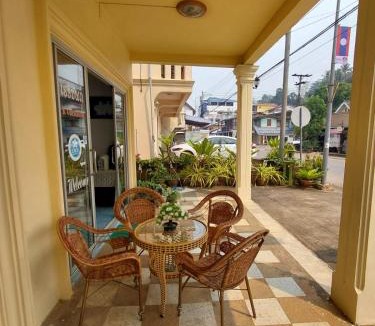 Houayxay House | Khopchai Guesthouse