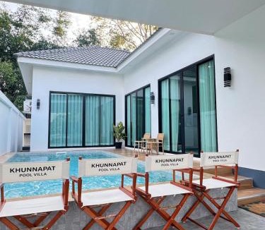 Pong Villa | Khunnapat Pool Villa Pattaya