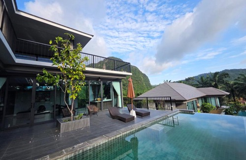 Nong Thale Villa | Krabi Green Hill Pool Villas