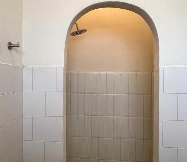 Salaya Hotel | La Moon House