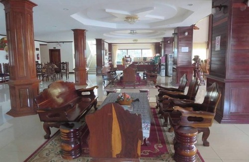 Pakse Hotel | Ladtana Phetarmonchai Hotel