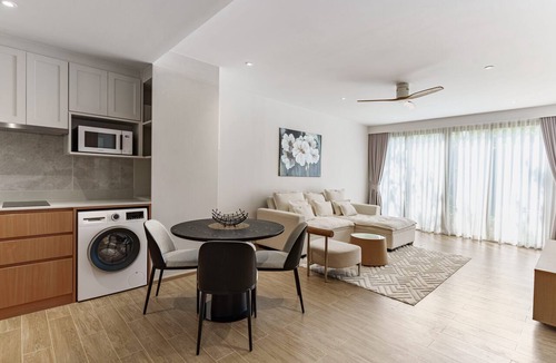 Bang Tao Apartment | Laguna Beachside, 1BR 200m to Bang Tao Beach