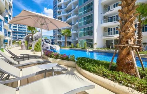 Central Pattaya Apartment | Large Deluxe Condo 5 Grand Avenue Central Pattaya