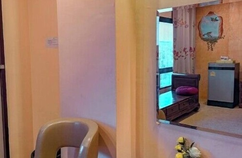 Mueang Samut Prakan District Villa | LARGE PRIVATE VILLA NEAR BANGKOK FOR UPTO 32 PAX