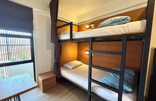 Wua Lai Hostel | Lazy Gibbon 2 Chiang Mai - Haiya