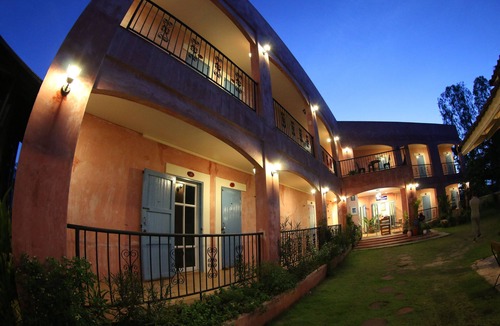 Tha Li Hotel | Le Bar Tarry Hotel
