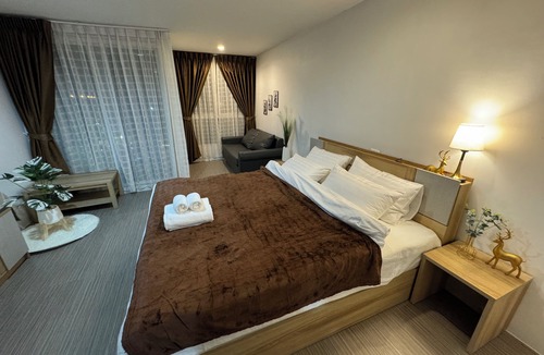 Ban Bang Saen Hostel | Le Bed