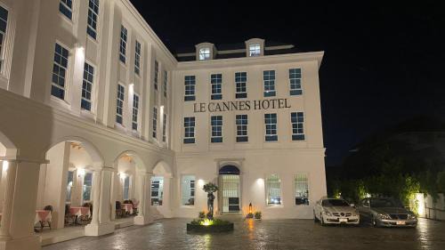 Chang Khlan Hotel | Le Cannes, a Recall Luxe Hotel