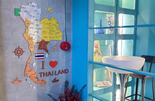 Pratunam Hostel | Lesbase Women Hostel