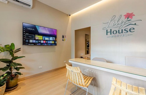 Khao San Hostel | Lily House Hostel