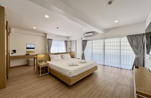Lat Phrao Hotel | LIMOR hotel