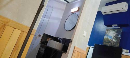 Daun Penh House | Little Susie Family Room with Balcony