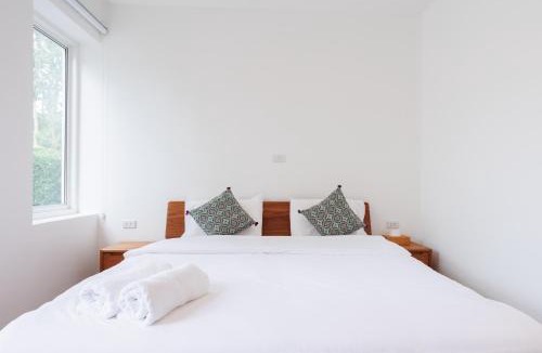 Su Thep Villa | LKM Pool Villa