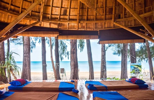 Ko Lanta Hotel | Long Beach Chalets