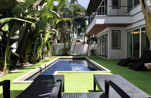Kamala Apartment | Lovely studio with AC in charming Tambon Kamala