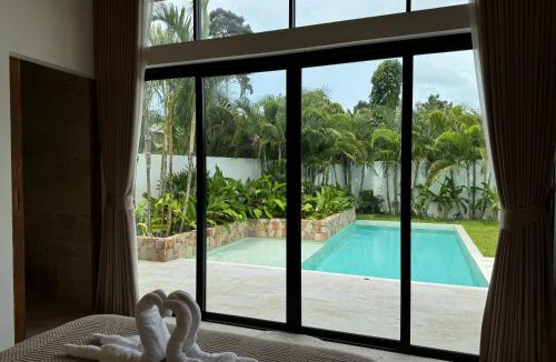 Bophut Hills House | Luxurious Tropical Retreat - 1B Private Pool Villa