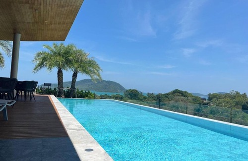 Phuket Apartment | Luxury 1 bedroom apartment with Balcony in rawai