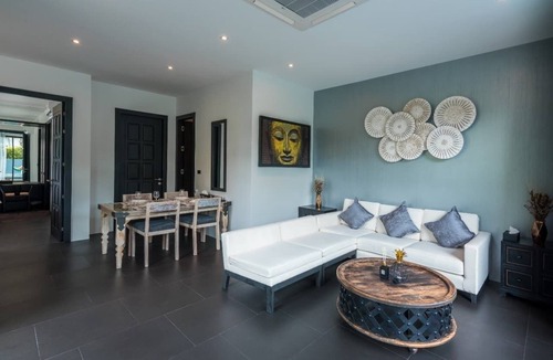 Chalong Villa | Luxury 2 Bedroom Private Pool Villa At Chalong