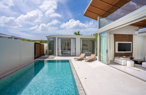 Thep Kasattri House | Luxury 4BR Pool Villa Bang Tao