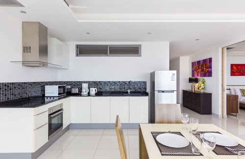 Kata Apartment | LUXURY APARTMENT FULL SEA VIEW 4/5 P JACUZZI