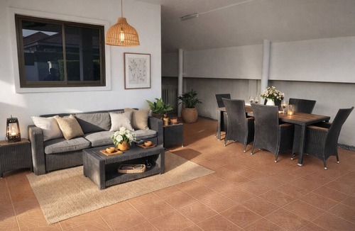 Rawai Villa | Luxury Family Villa with Large Pool and Private Garden