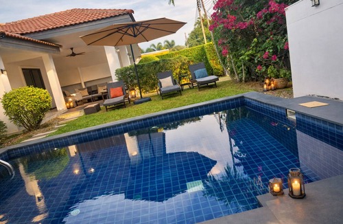 Rawai Villa | Luxury Family Villa with Large Pool and Private Garden