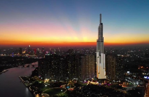 Hang Xanh Apartment | Luxury stayz at LANDMARK81 - The tallest building in SouthEast Asia, Free Pool and Gym