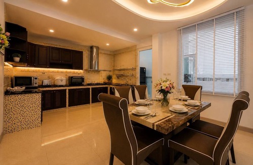 Patong Villa | Luxury4br Pool Villawalk to Patongbeachrooftop BBQ