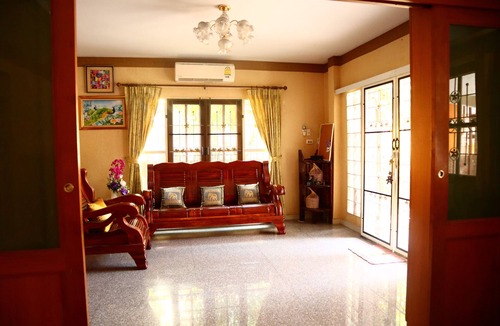 Thawi Watthana House | Mala Orchids cozy thai house 28mins to city center