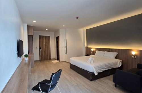 Pak Phraek Hotel | Manee Mantra Hotel Kanchanaburi
