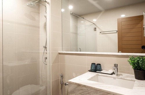 Khlong Toei Nuea Hotel | Manhattan Bangkok