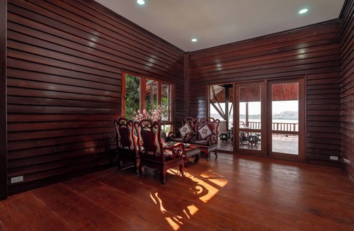 Ban Sikhai Villa | Mekong Riverside Villa