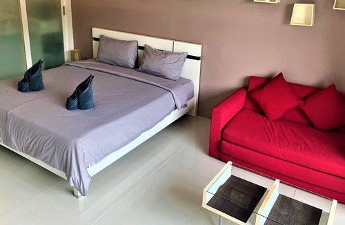 Wichit Apartment | Miraculous Studio Seaview Suite | Balcony Kitchen