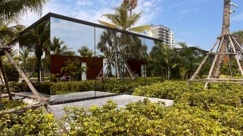 Chakphong Hotel | Mirror Mirror Hotel Cafe & Restaurant