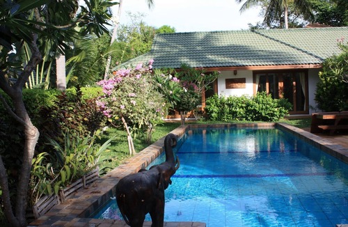 Moo 5 House | mit Schwimmbad 10 Personen Koh Samui by Interhome