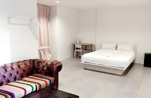 Ploenchit Apartment | Mitr Inn Sukhumvit 2 - BTS นานา มิตร สุขุมวิท 2