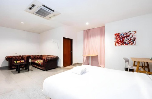 Ploenchit Apartment | Mitr Inn Sukhumvit 2 - BTS นานา มิตร สุขุมวิท 2
