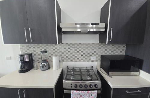 Managua Apartment | Modern executive apartment with views and parking